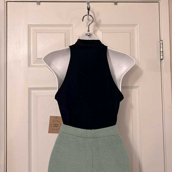 Urban Rebel Mock T Sleeveless Top NWT Green Knit Wide Leg Cropped Palazzo Pants - Picture 5 of 16